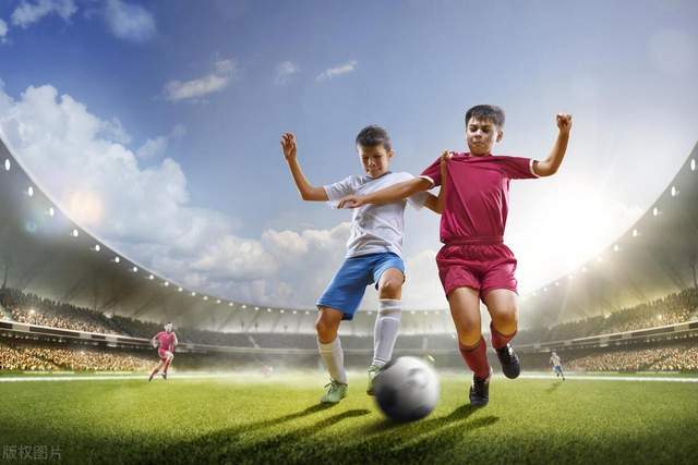 欧冠-迪亚斯戴帽萨拉赫助攻 利物浦4-0勒沃库森